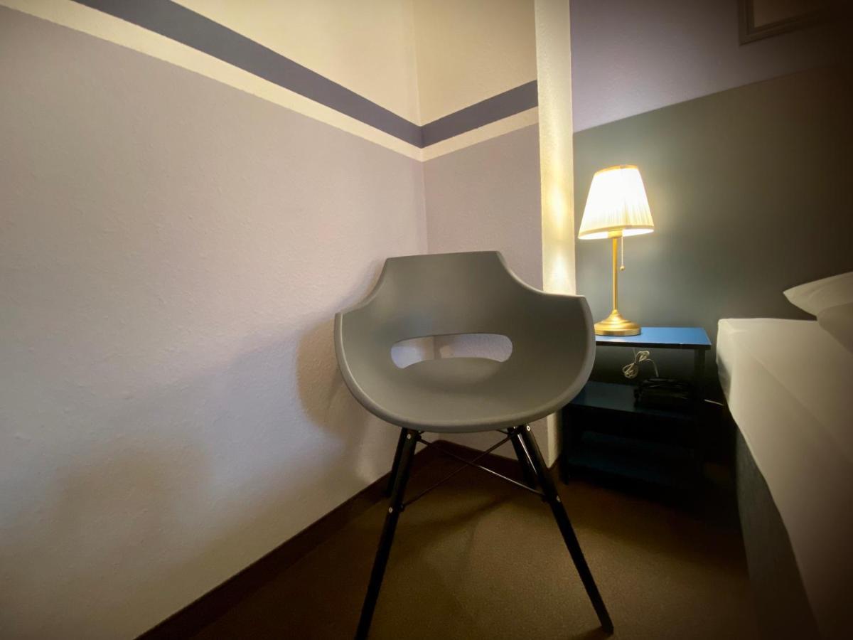 Hotel Kaiserswerth Dusseldorf Bagian luar foto