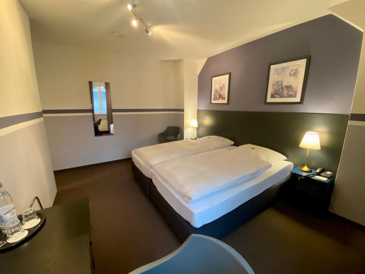 Hotel Kaiserswerth Dusseldorf Bagian luar foto