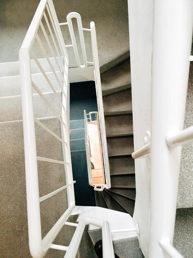 Hotel Kaiserswerth Dusseldorf Bagian luar foto